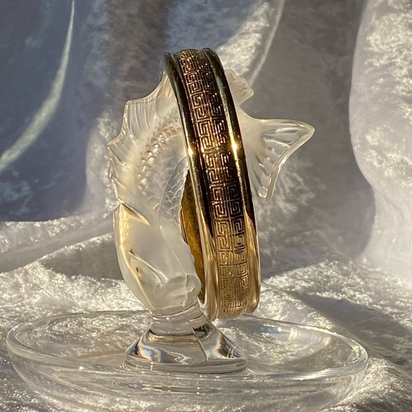 Vintage Givenchy Chunky Runway Gold Bangle Bracelet - Picture 12 of 15